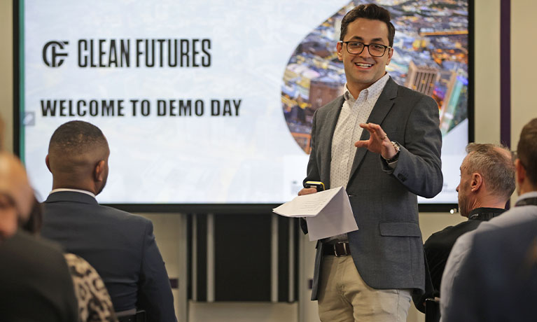 Professor Marcos Kauffman introducing the Clean Futures Demo Day