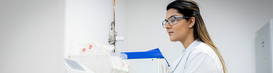 Scientist working in a laboratory