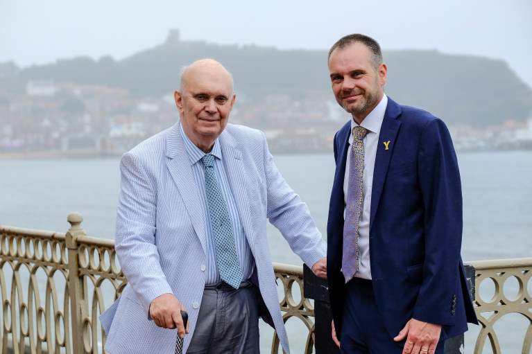 Craig with honorary graduate Alan