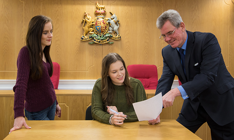 New legal apprenticeship programme launched