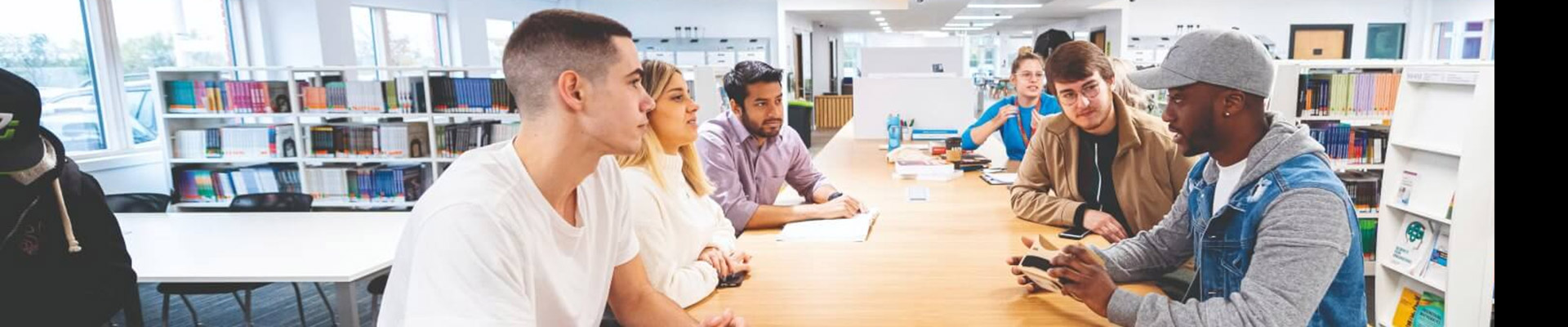 Students sitting together in a library